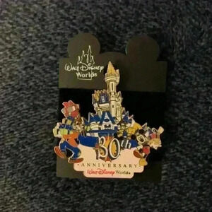 Walt Disney World 30th Anniversary Trading Pin (NWT)